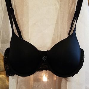 Black Calvin Klein bra